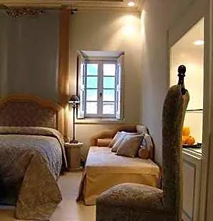 Hotel Pyrgos Of Mystra 4*