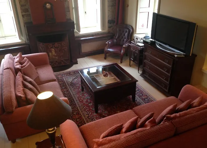 Hotel Pyrgos Of Mystra 4*